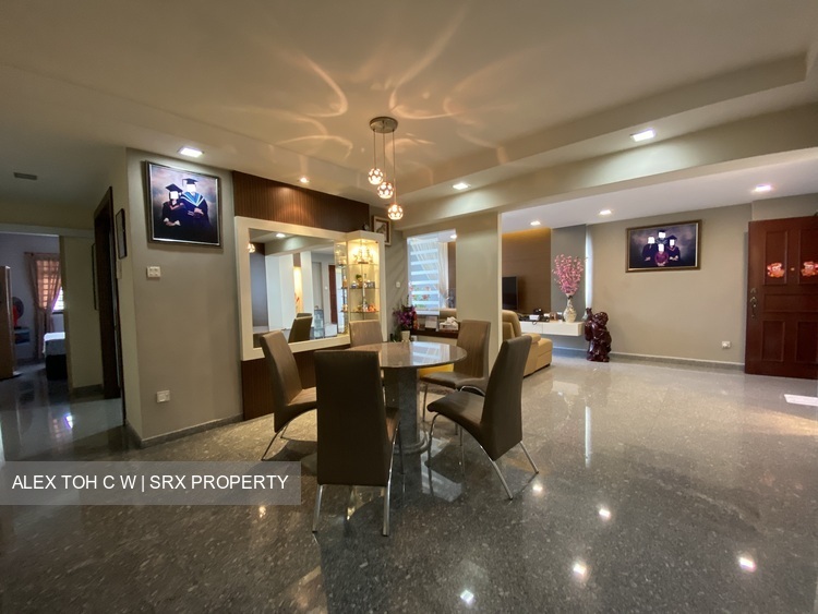 Blk 202B Sengkang East Road (Sengkang), HDB Executive #242921361
